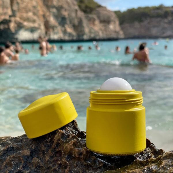 Solmates Sunshine Yellow Refillable Sunscreen Applicator